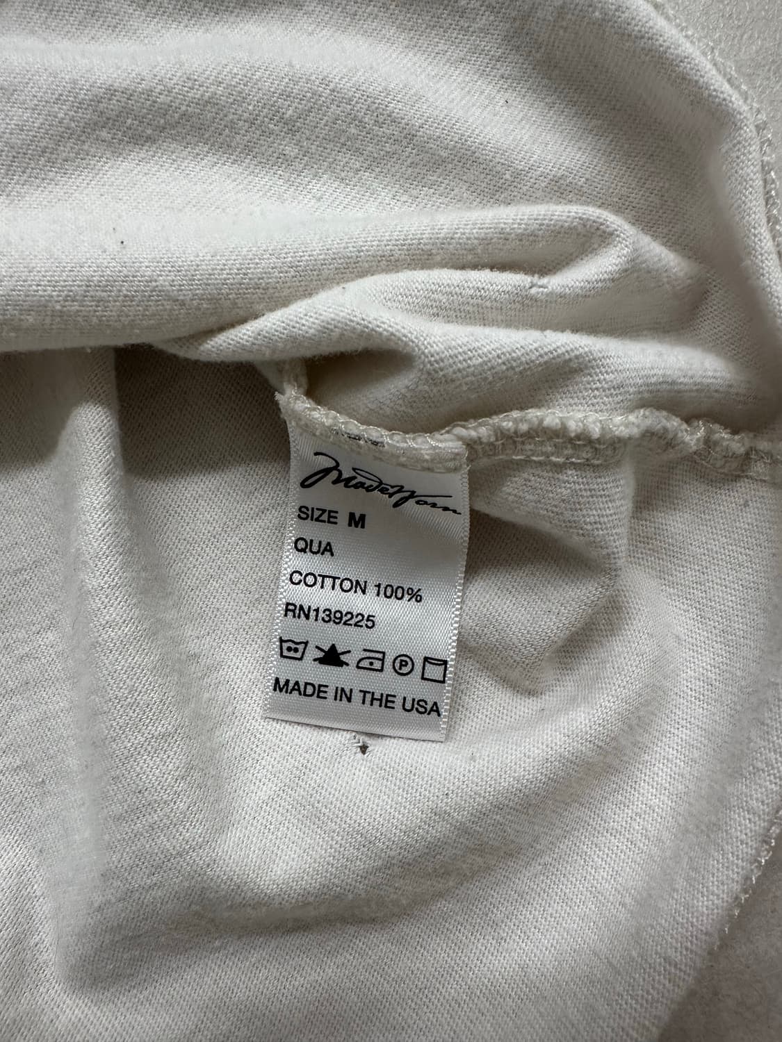 메이드원 블론디 티셔츠 상품이미지2