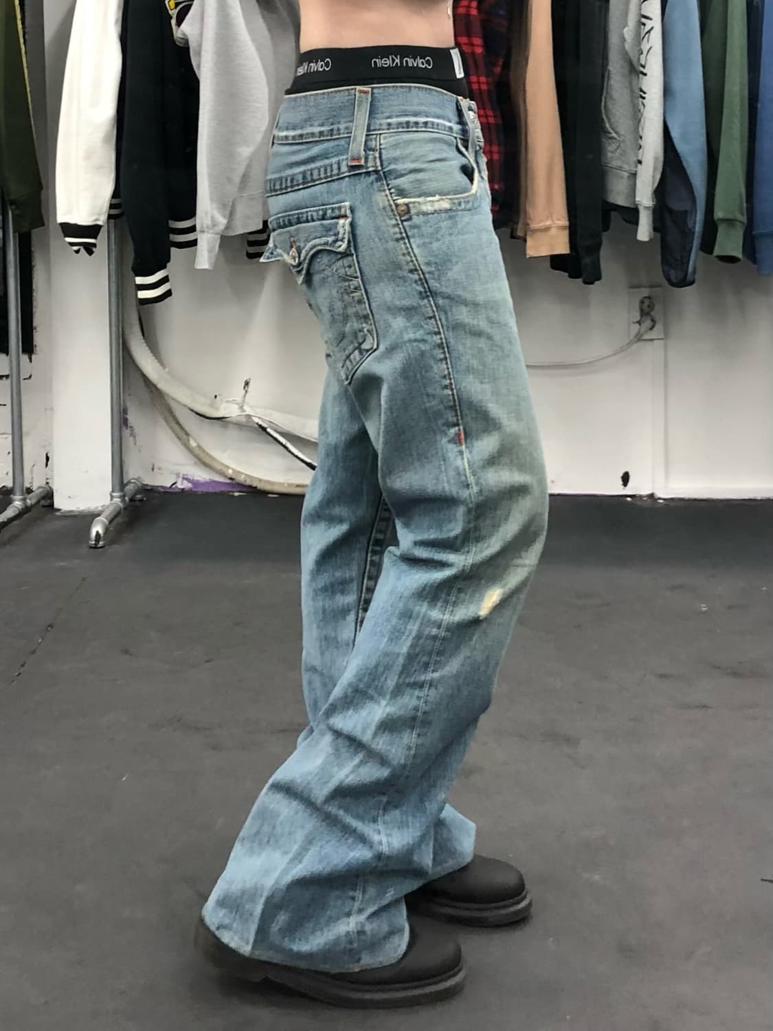 트루릴리전 부츠컷 데님팬츠 상품이미지4