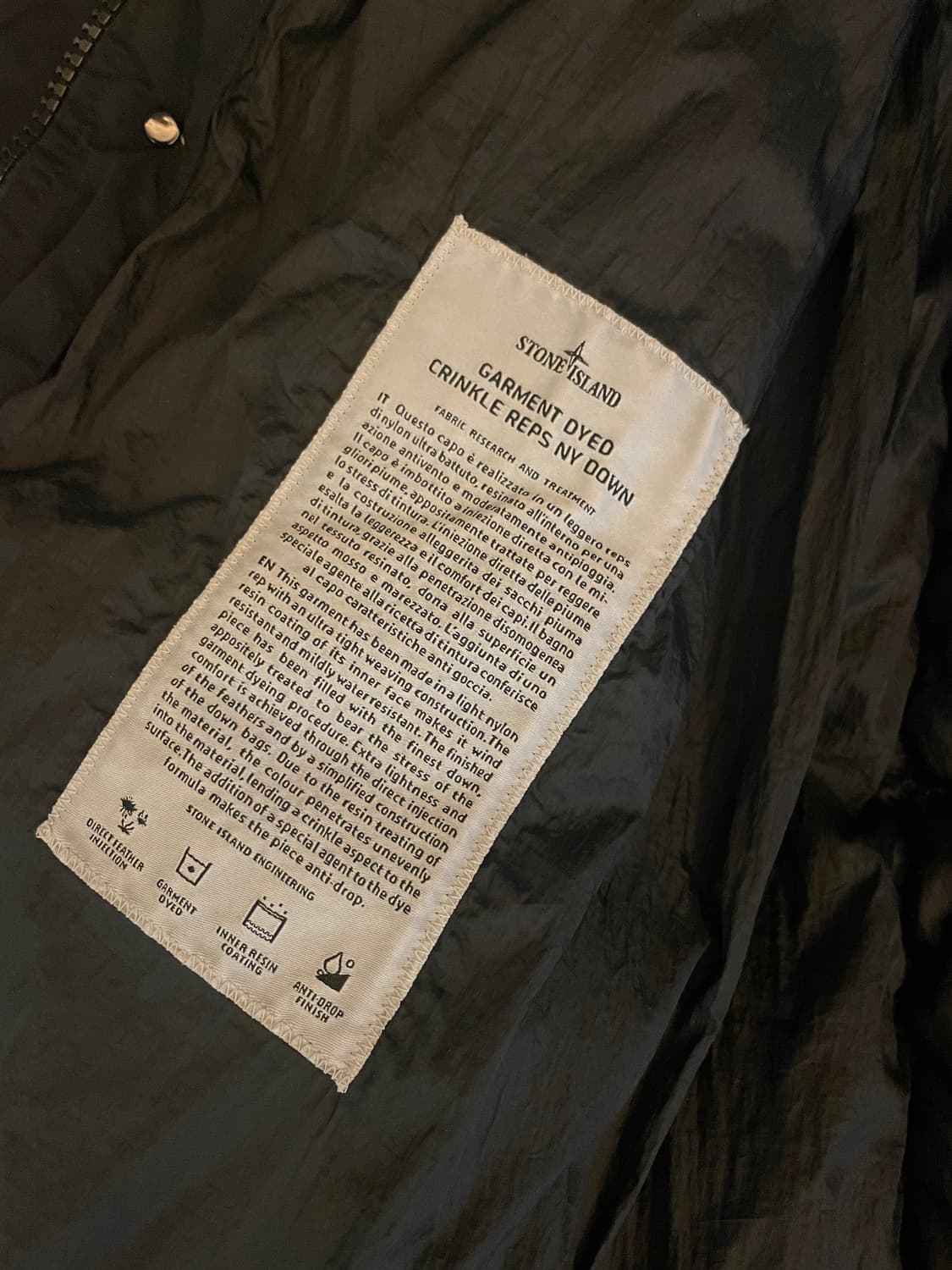 스톤아일랜드 가먼트다이드 크링클렙스 NY 다운 롱패딩 라지 상품이미지5