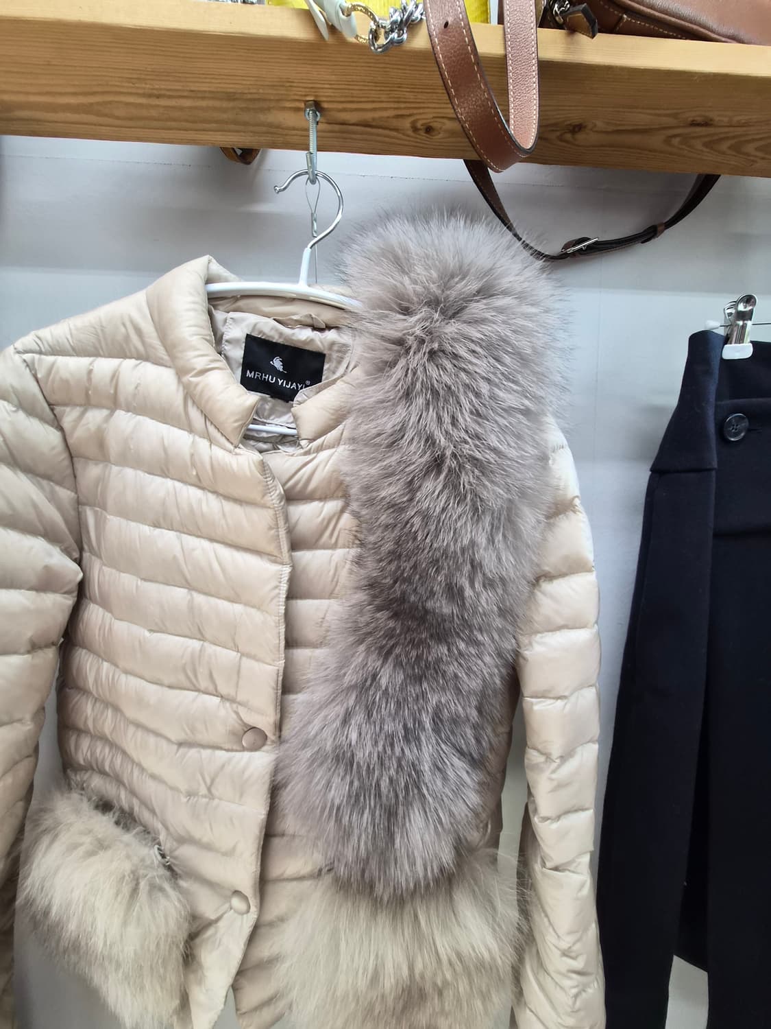 르네크루. 사가폭스퍼 상품이미지1