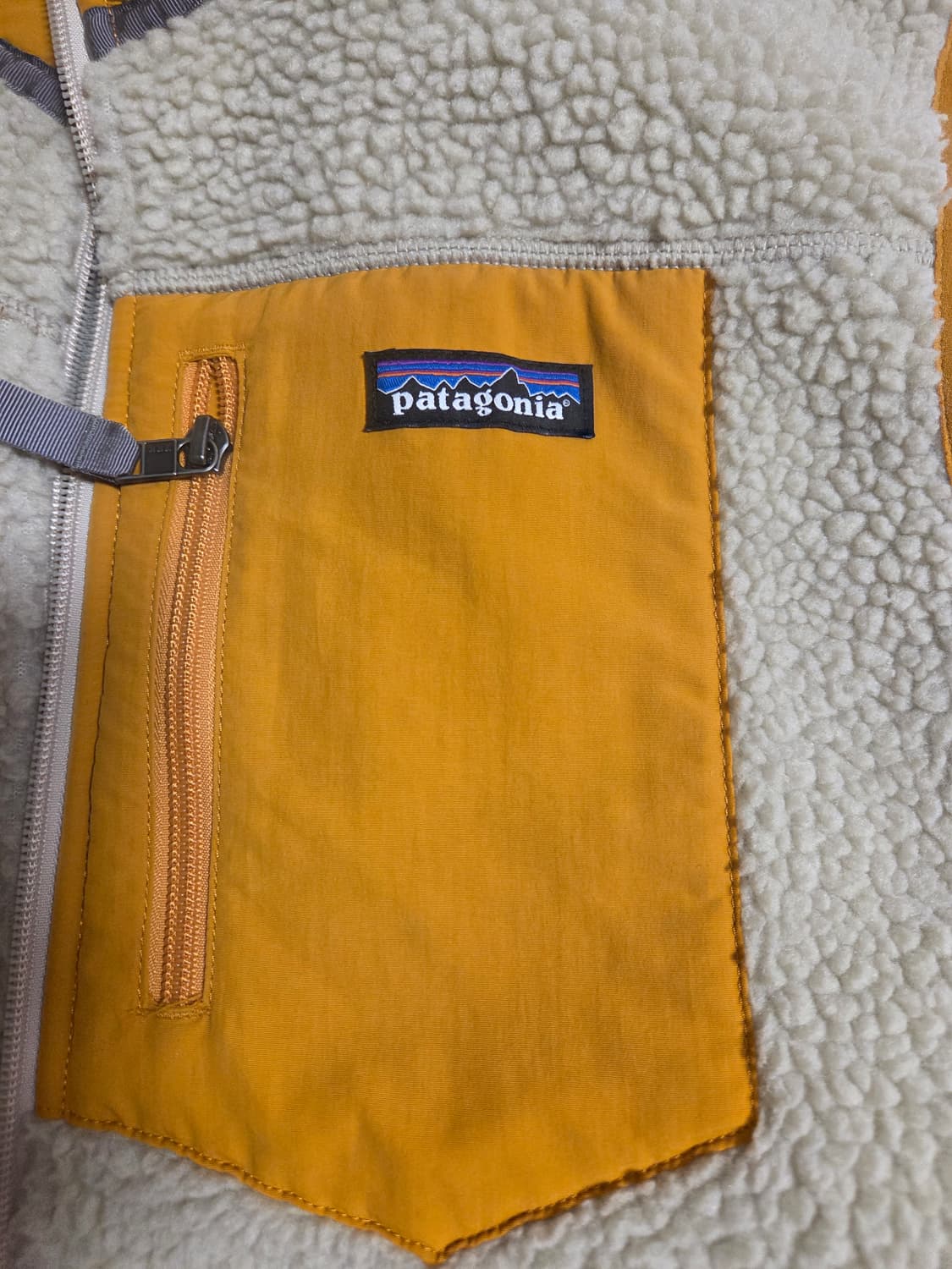 L파타고니아 남성 레트로X 조끼 베스트
펠리컨 상품이미지2