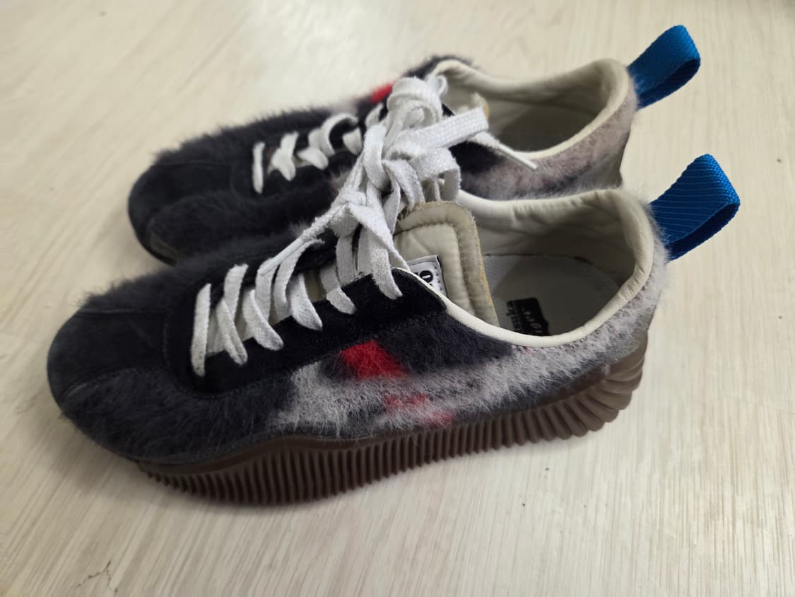 오니츠카타이거 털 스니커즈 235 상품이미지2