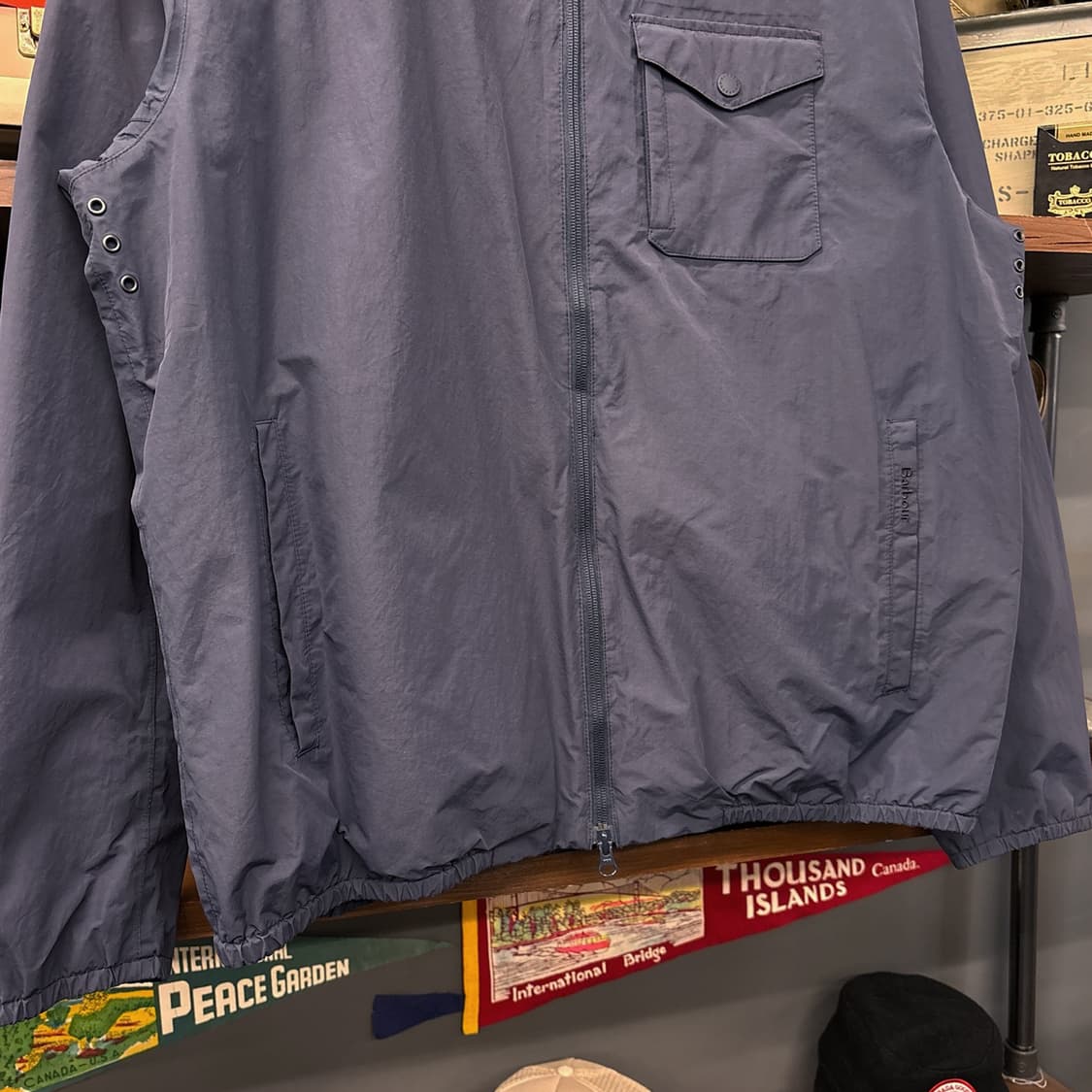 바버 엠블 유틸리티 시티포켓 워터프루프 자켓 잉키블루 N968 상품이미지4