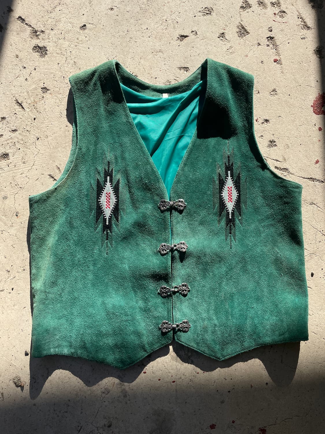 Vintage Aztec pattern suede green vest 상품이미지2