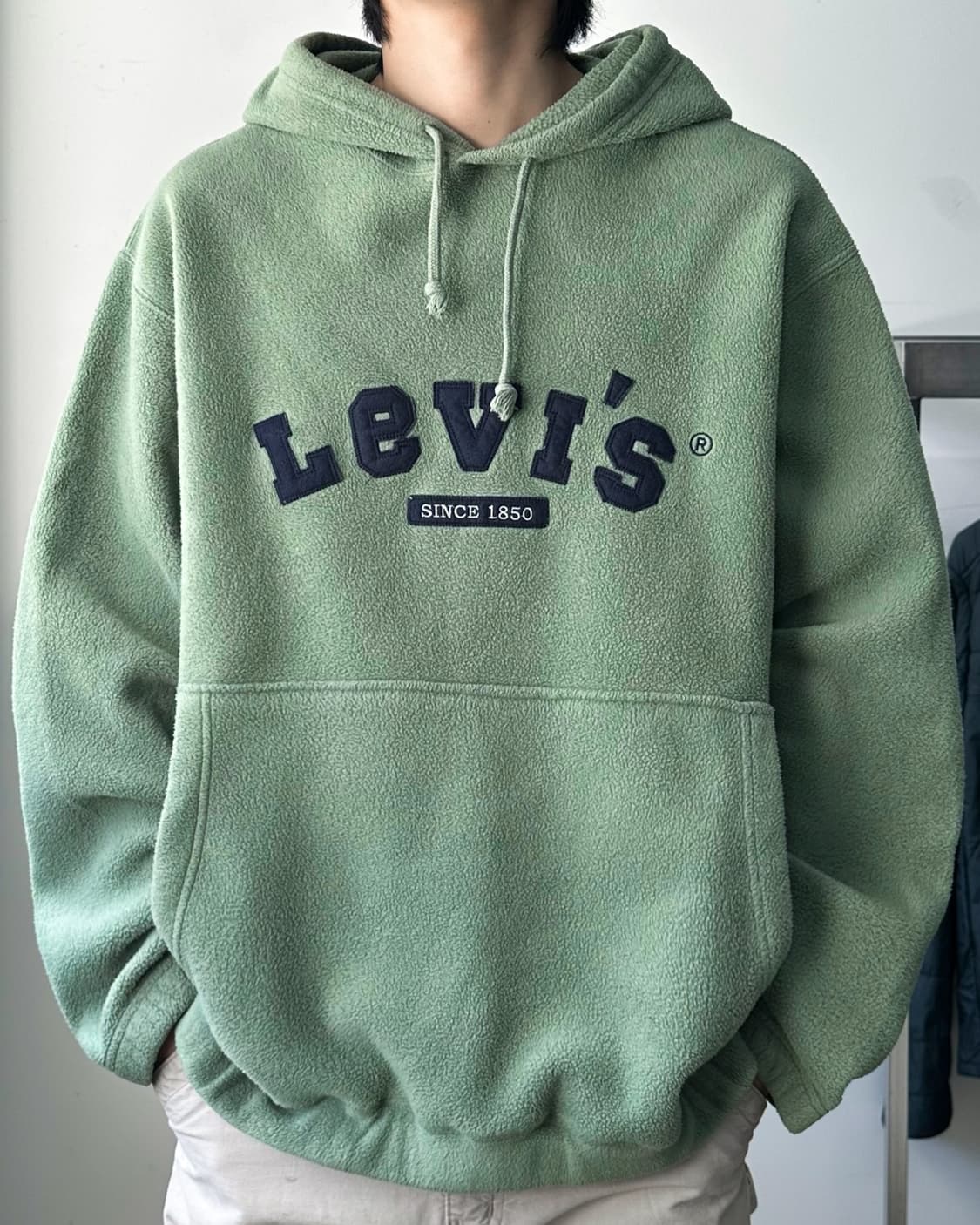 리바이스 레드탭 아치 로고 피스타치오 플리스 후드티 상품이미지1