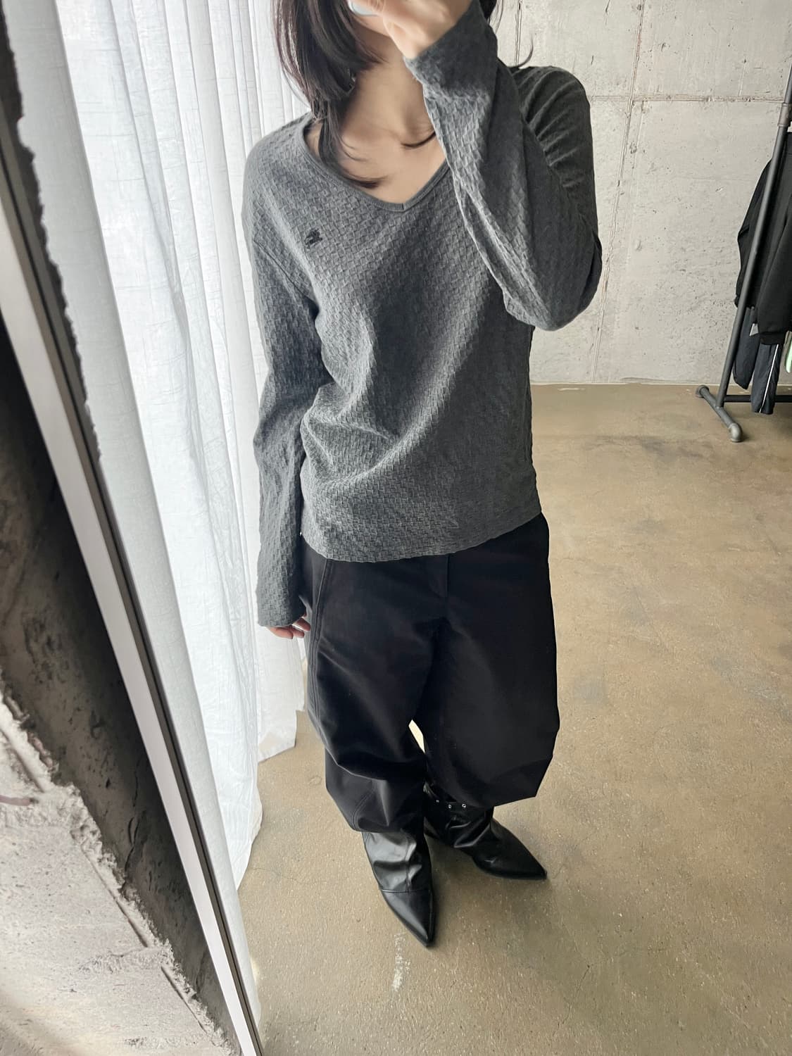 Burberry 버버리 블랙 로고 롱슬리브 상품이미지3