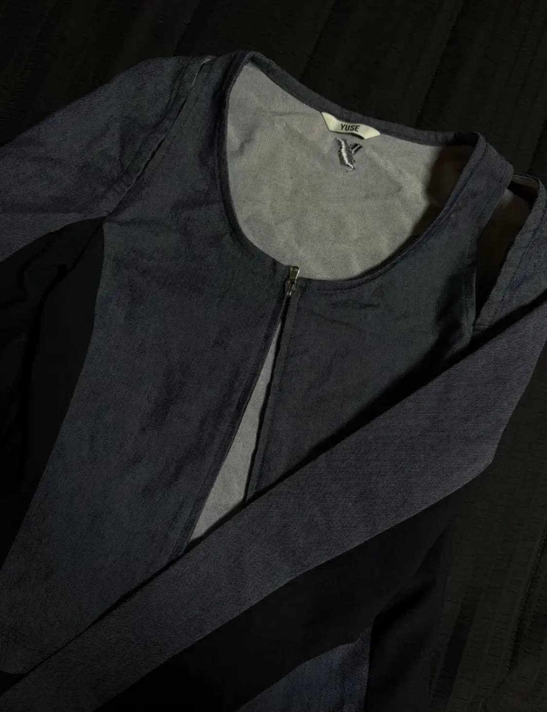YUSE CUT OUT DENIM TWO WAY SLIM ZIP-UP 상품이미지2