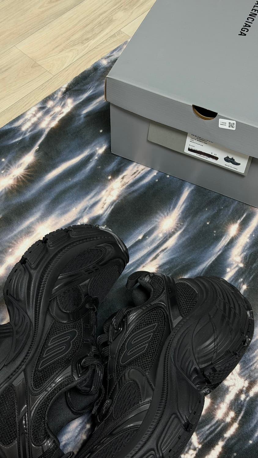 발렌시아가 10xl 블랙 42  상품이미지1