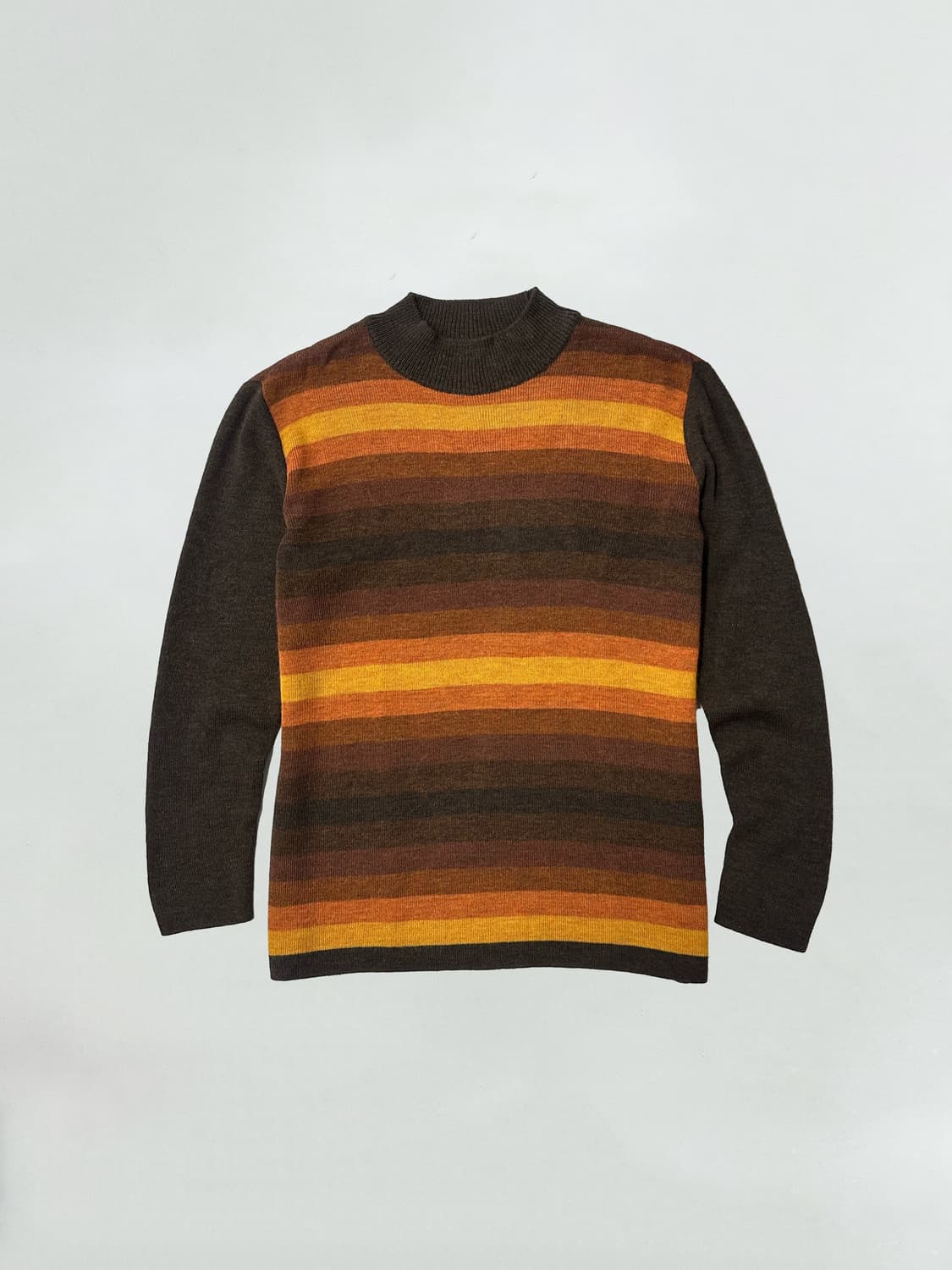 입생로랑 그라데이션 모크넥 니트 상품이미지1