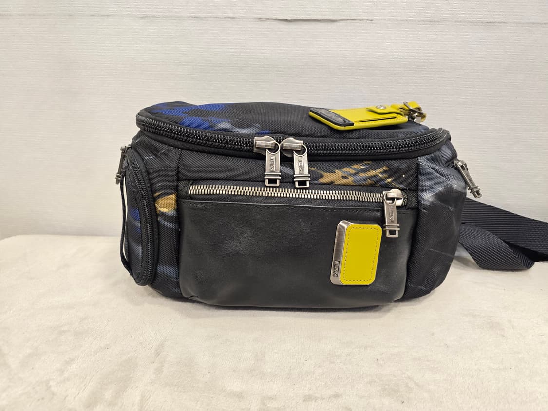 투미 알파 브라보 켈리 루미니 슬링백 (희귀) 상품이미지1