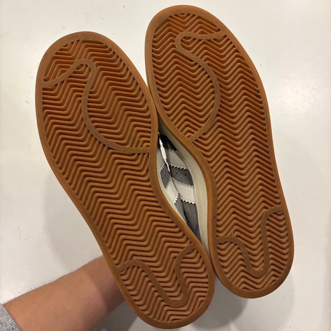 [260] 아디다스 캠퍼스 스웨이드 운동화 그레이 상품이미지4