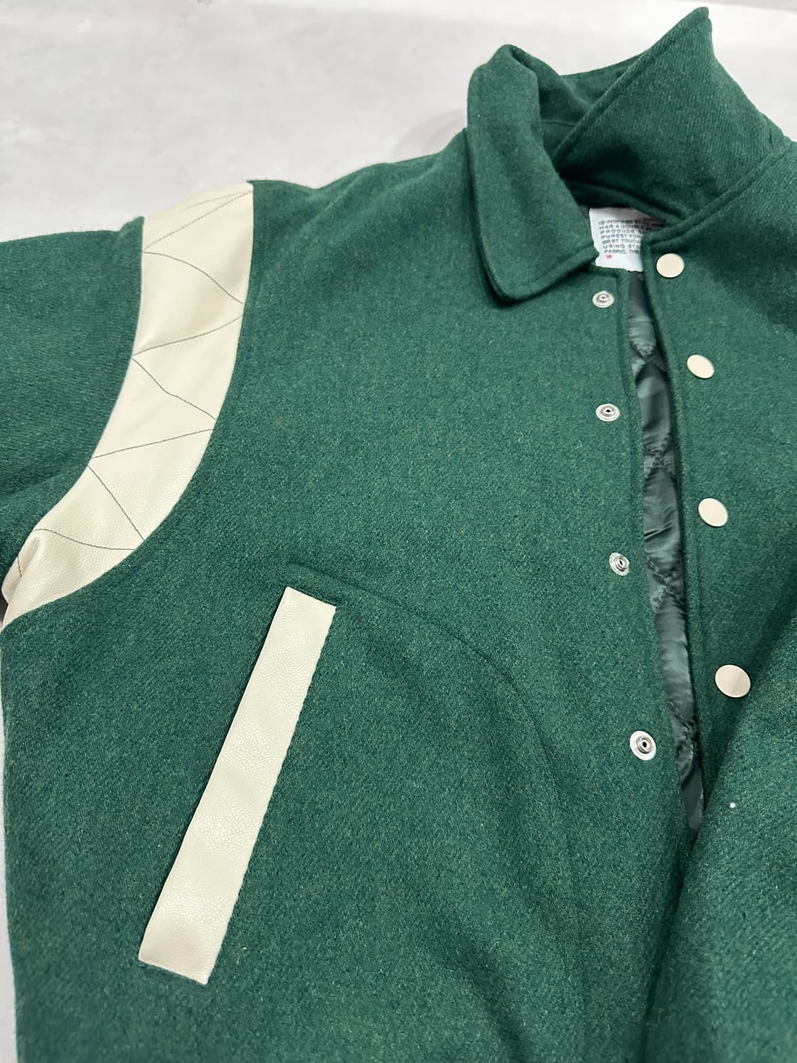 벌스데이수트 바시티 자켓 상품이미지3