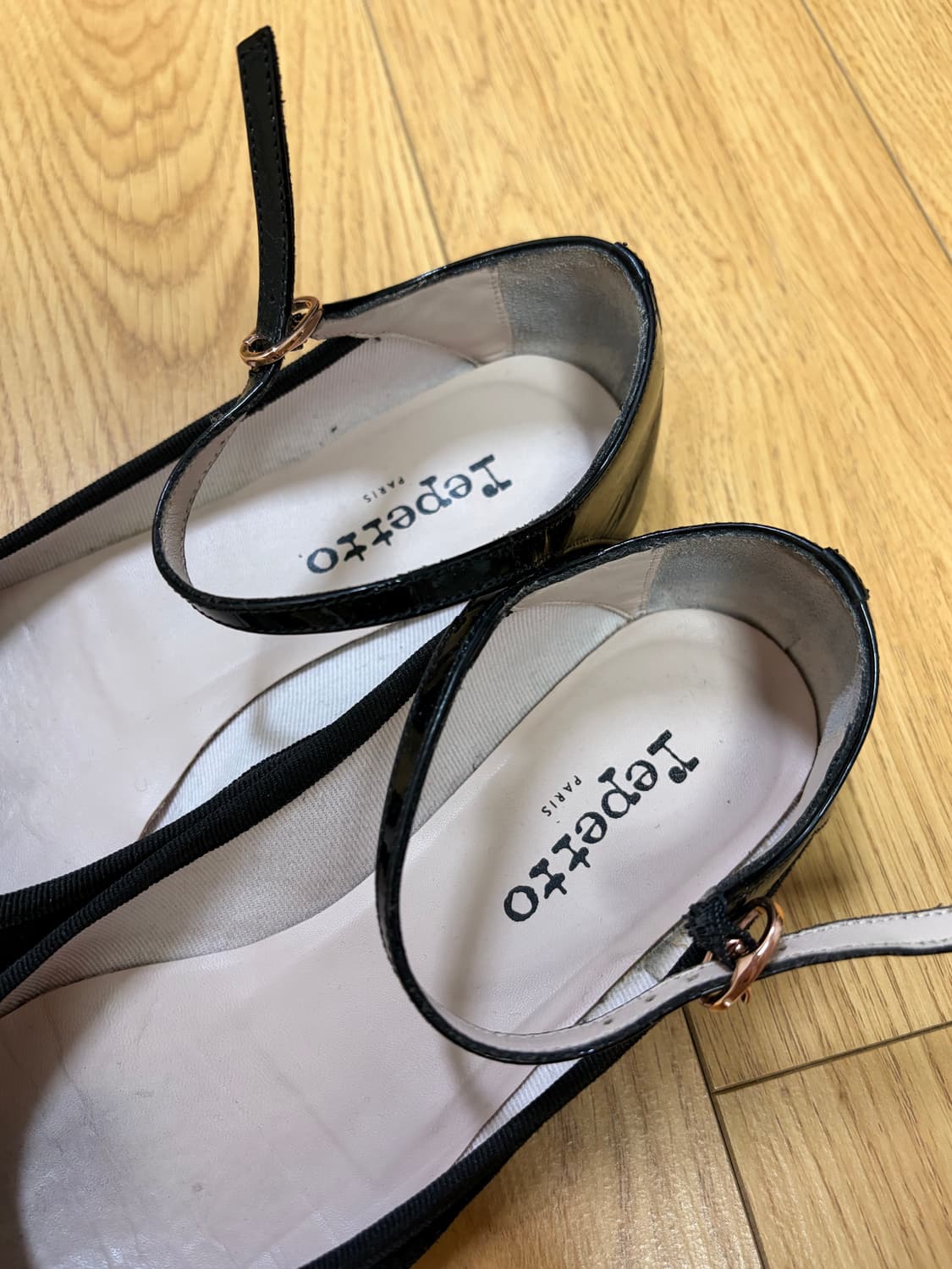 레페토 블랙 스웨이드 메리제인 플랫(38) 상품이미지2