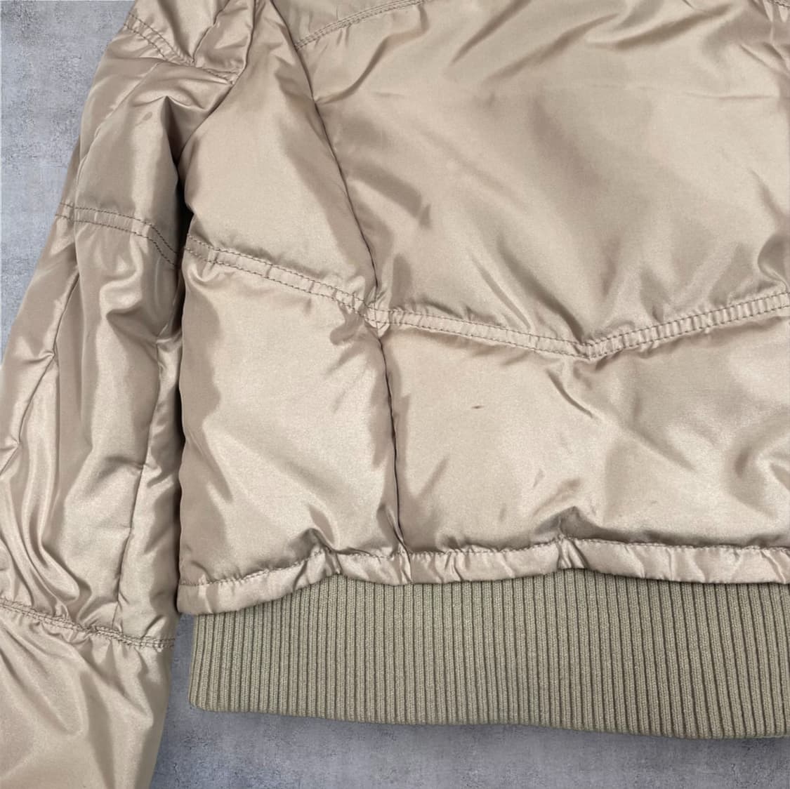 톰보이 Tomboy 골드베이지 후드 퍼 덕다운 숏패딩 85 상품이미지10