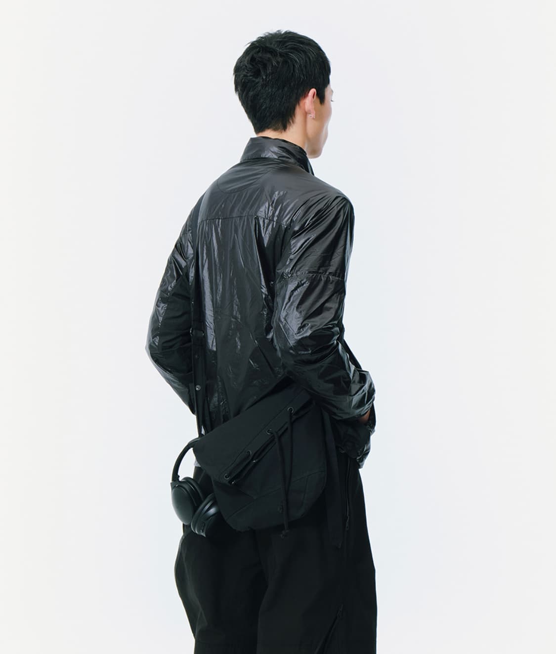 산산기어 타이 크로스백 블랙 미개봉 새상품 상품이미지1