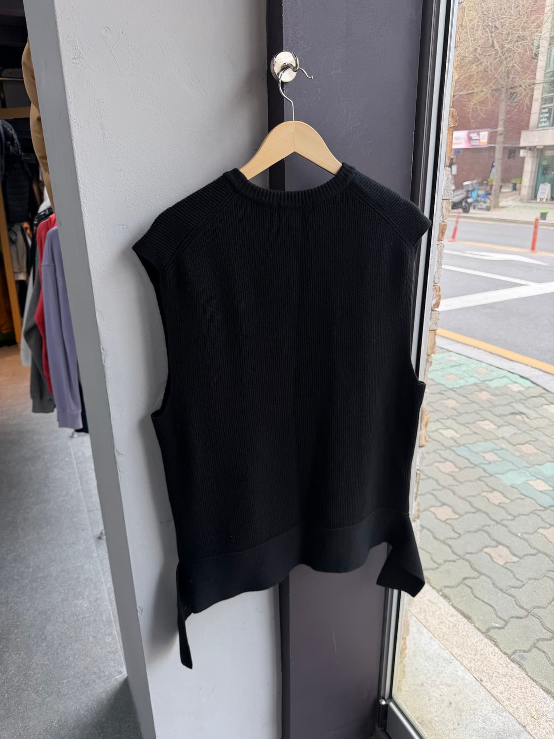 105/ 시스템옴므 밑단 절개 스웻 니트 베스트 상품이미지6