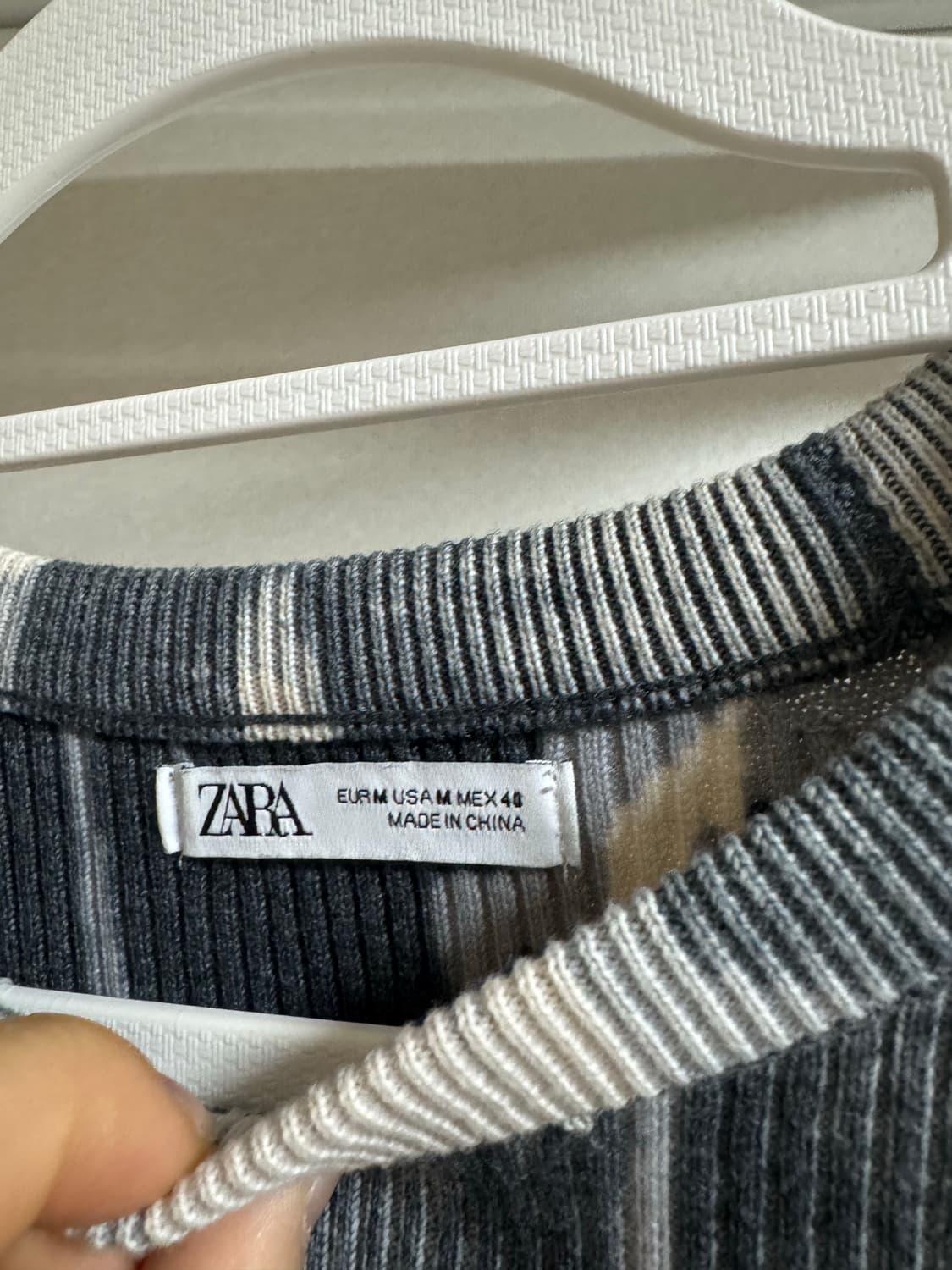 Zara 남자 니트 M 상품이미지3