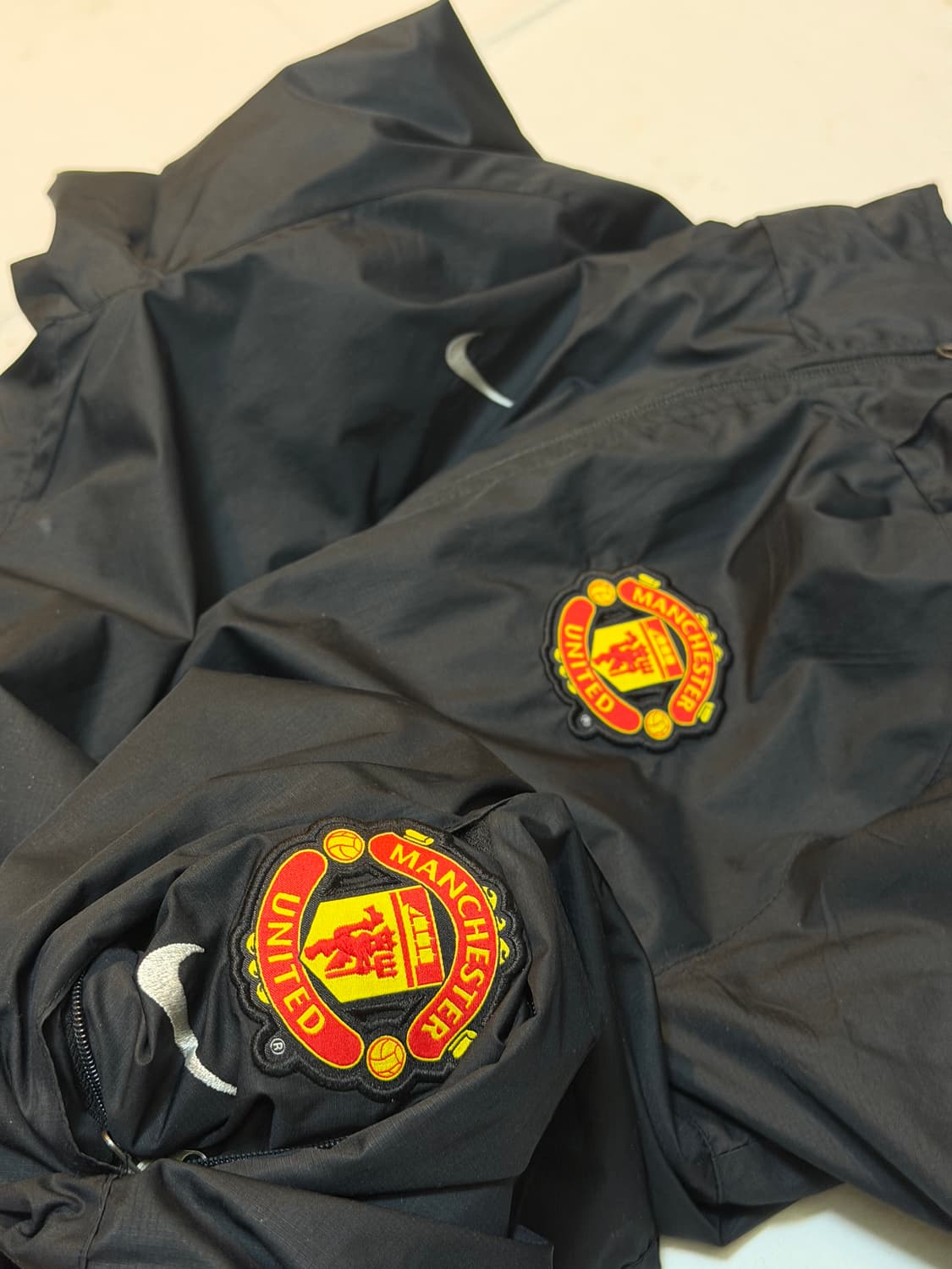 나이키 11-12 맨유 스톰핏 패커블 바람막이 블랙 상품이미지4