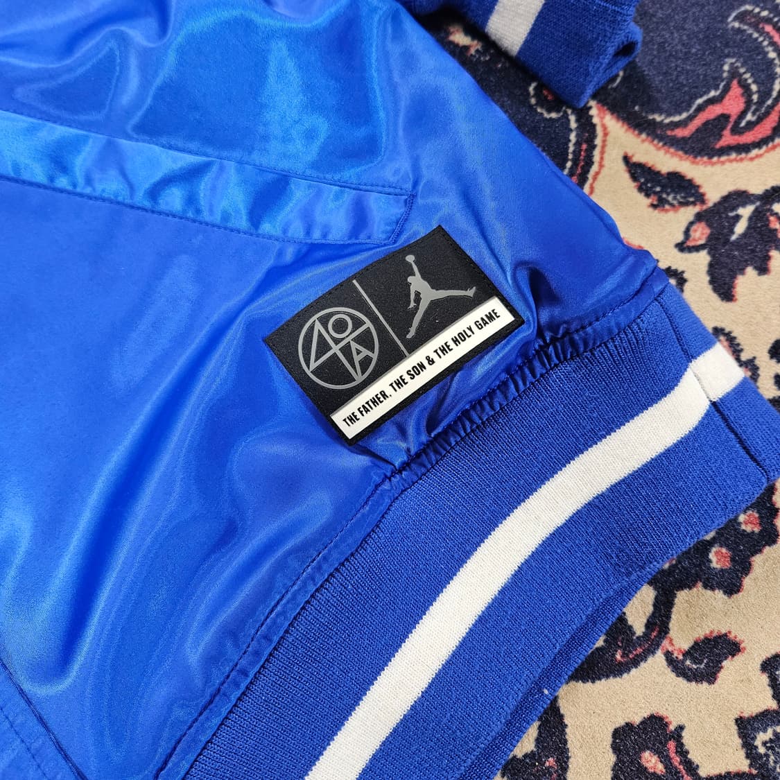 조던(JORDAN) x 40Acres 사틴 유광 로얄블루 자켓 상품이미지7