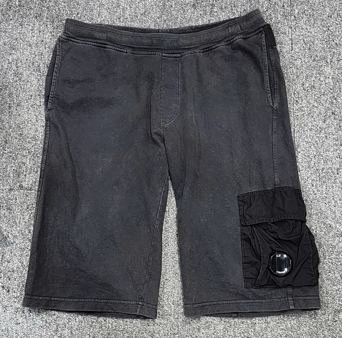 CP company 빈티지 렌즈 와펜 포켓 카고 쇼츠 반바지 14 상품이미지1