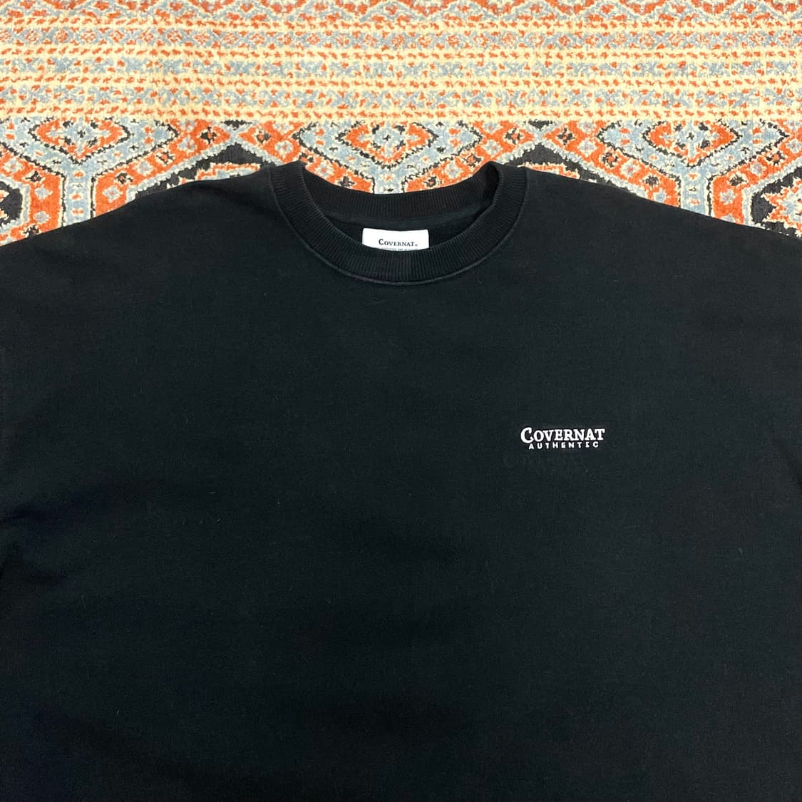커버낫 스펠로고 블랙 맨투맨 남성XL 상품이미지2
