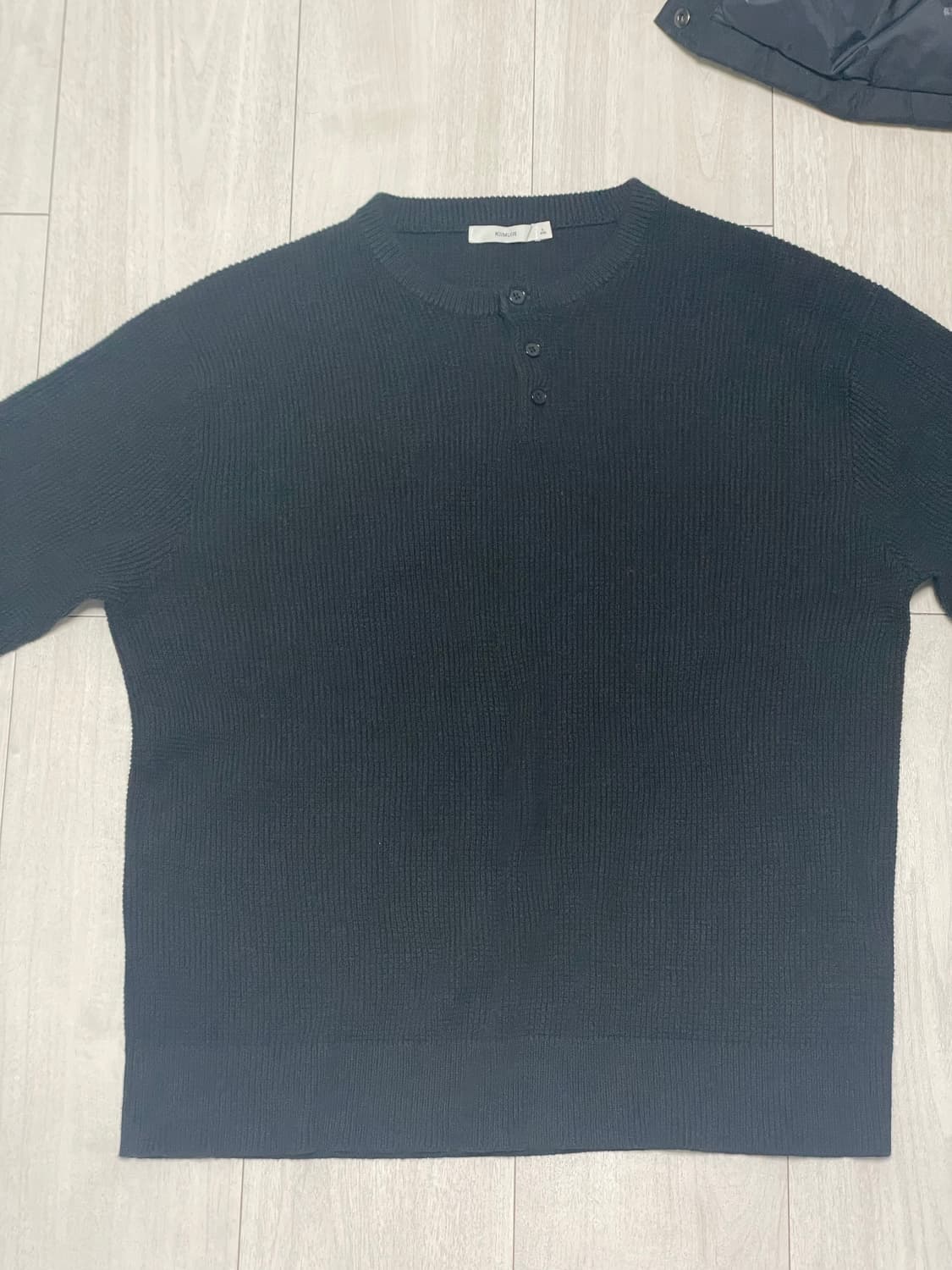 키뮤어 헨리넥 풀오버 니트_블랙 상품이미지2