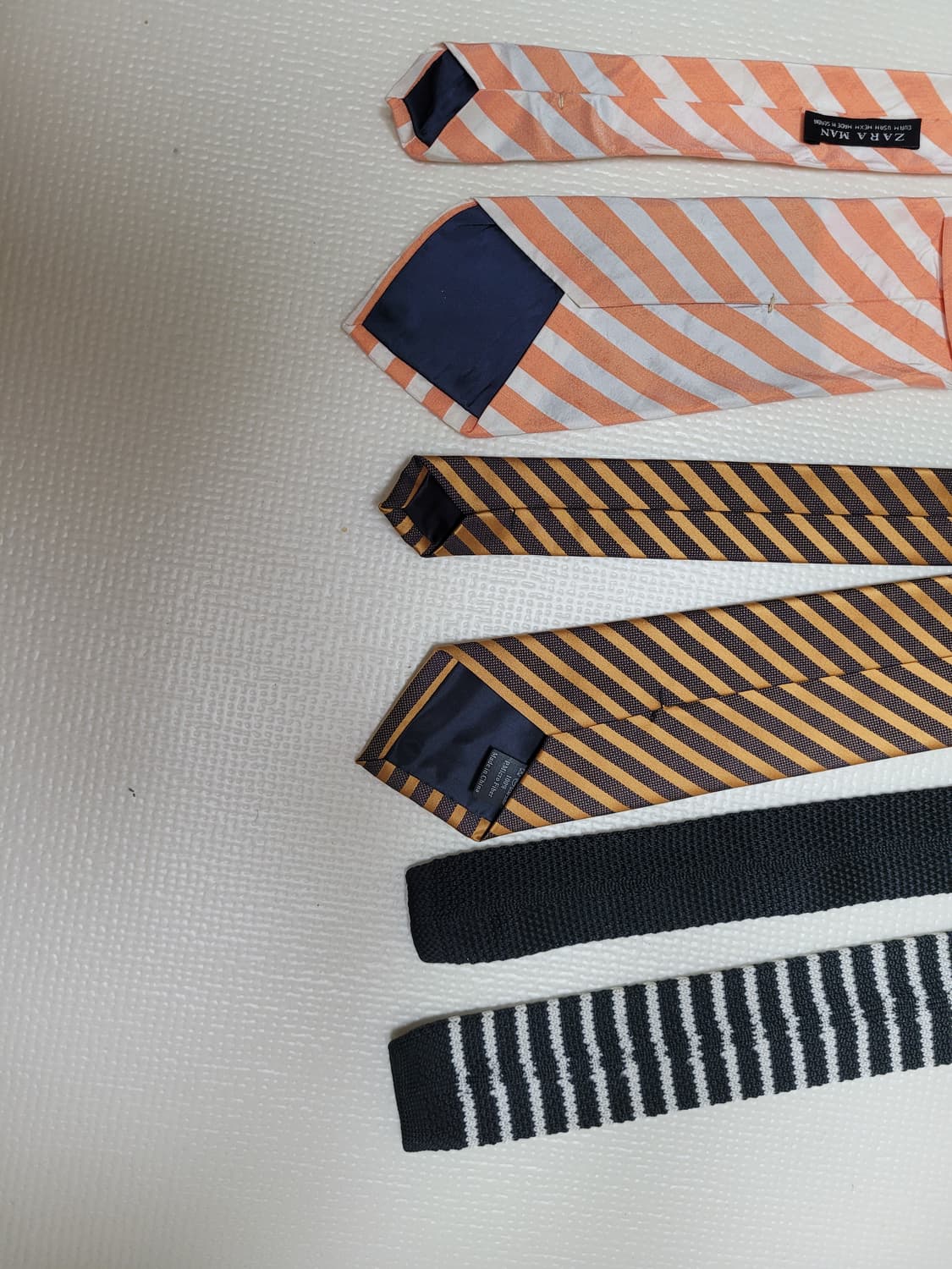 넥타이 3종 (스트라이프패턴 오렌지, 골드, 블랙) 상품이미지10