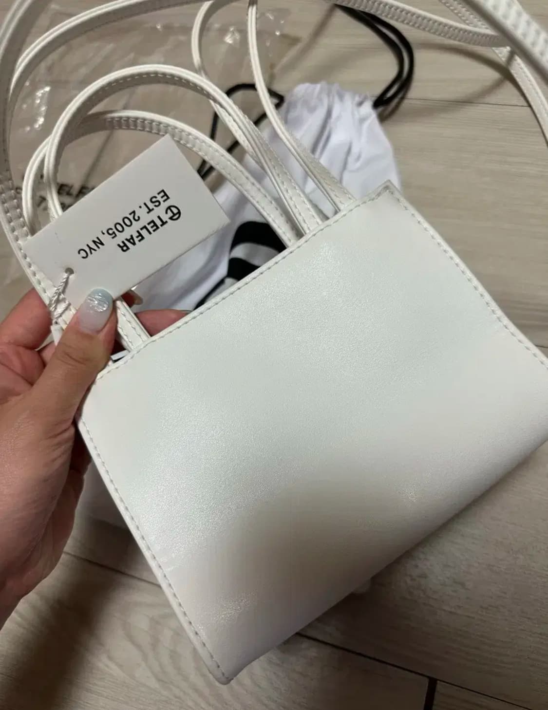 정품인증가능) 텔파 화이트 스몰 Telfar Small Shopping 상품이미지5