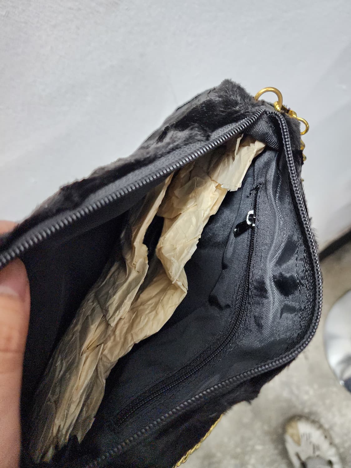 벨벳 금장고리 숄더백  상품이미지4