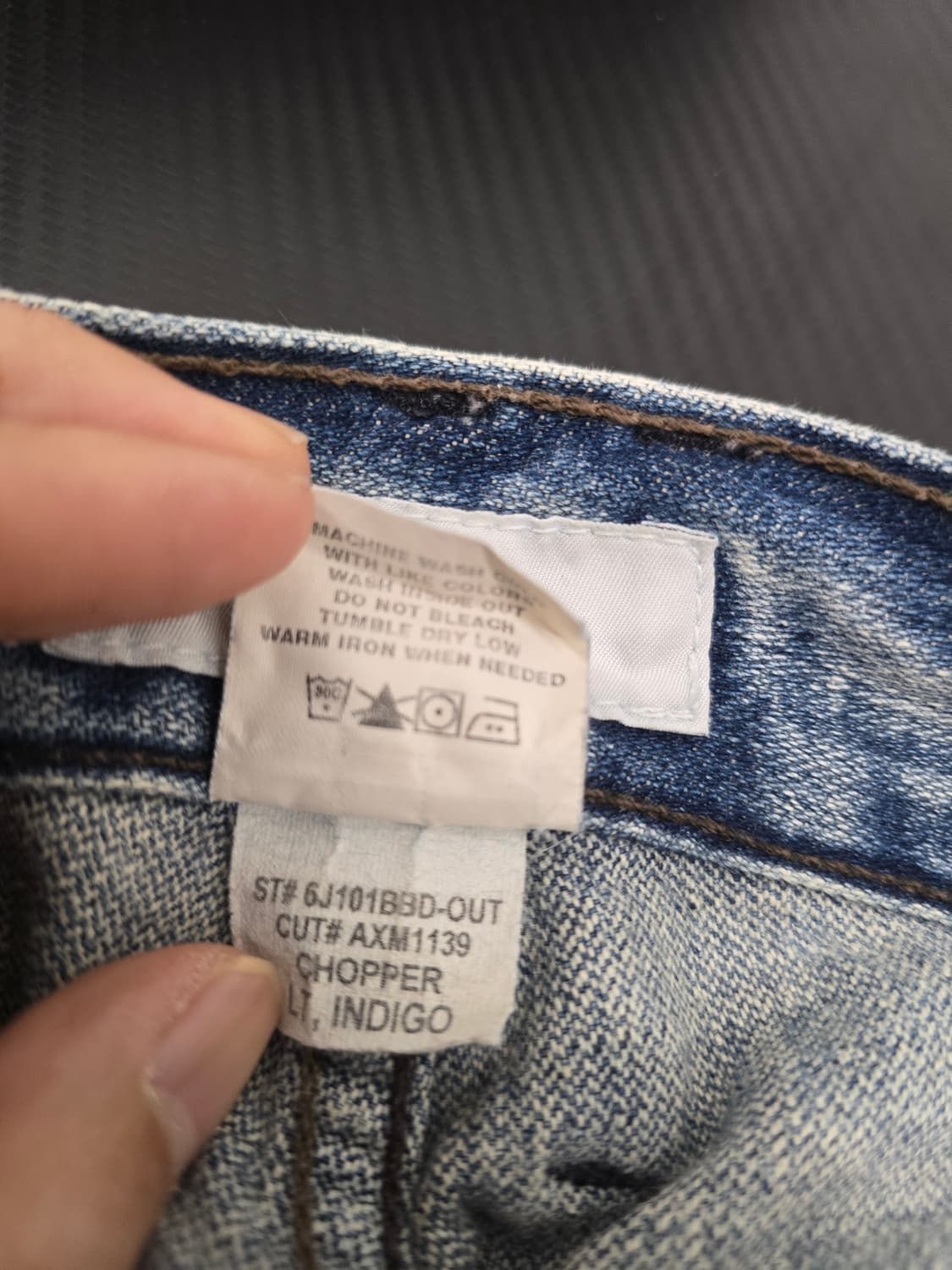 아르마니 익스체인지 남자청바지.  
싸이즈32 상품이미지8