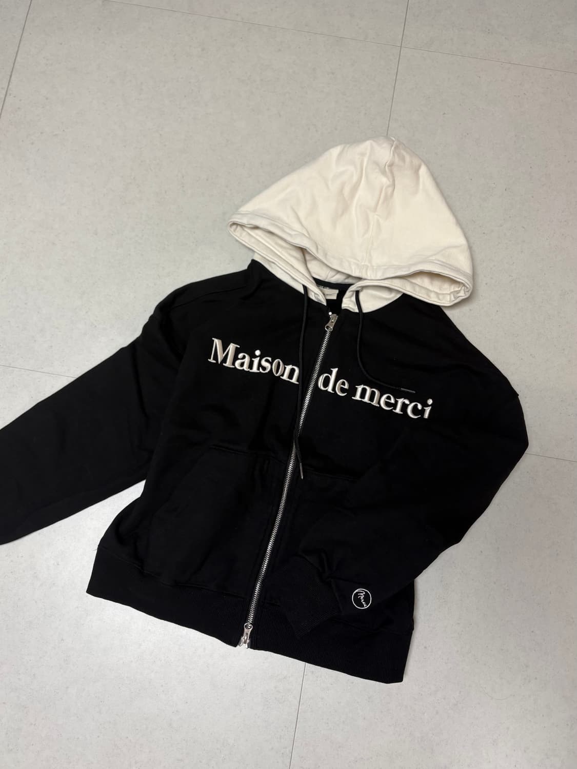 라 메종 스튜디오 후드집업 상품이미지1