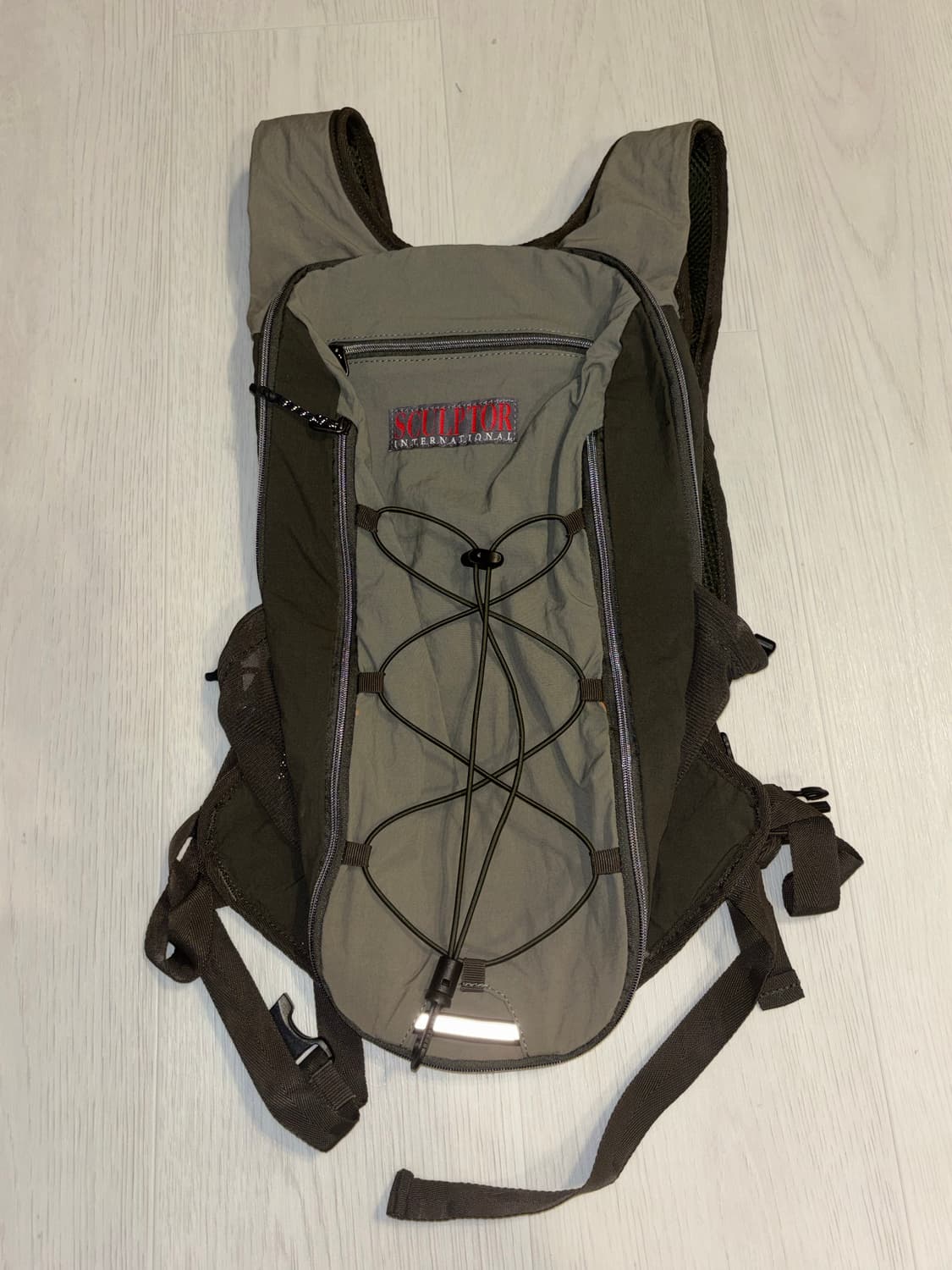 스컬프터 라이트 웨이스트 백팩 카키챠콜 상품이미지4