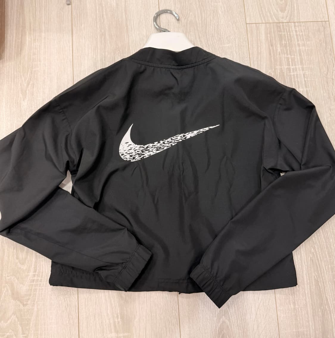 나이키 스우시런 드라이핏 러닝탑 S 상품이미지2