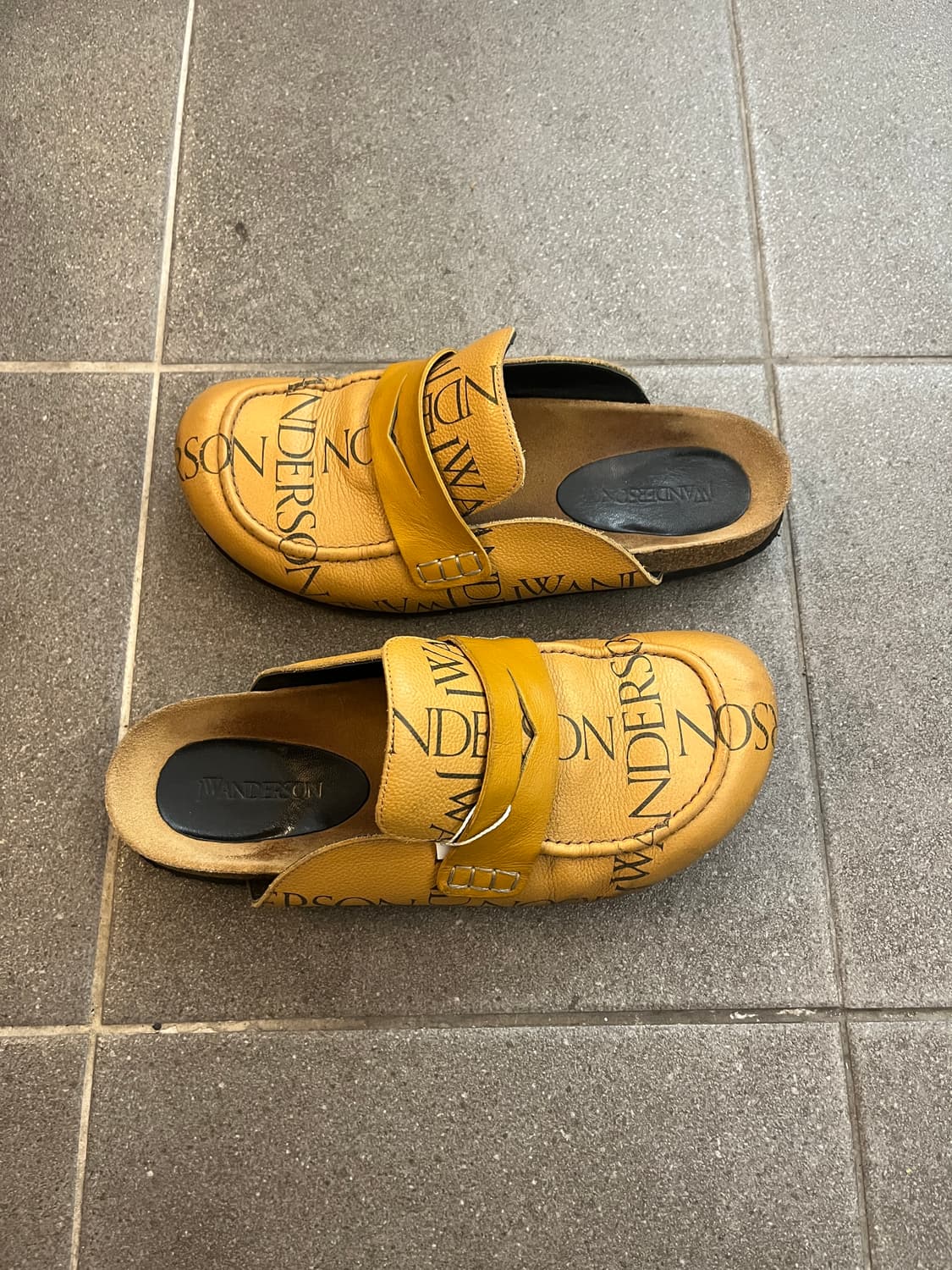 JW anderson 뮬 슬리퍼 상품이미지3