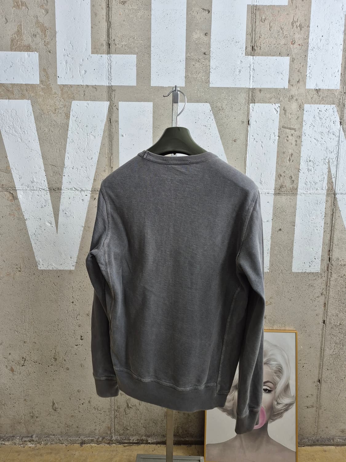 스톤아일랜드  백화점판)워싱 맨투맨 (83K2561 상품이미지2