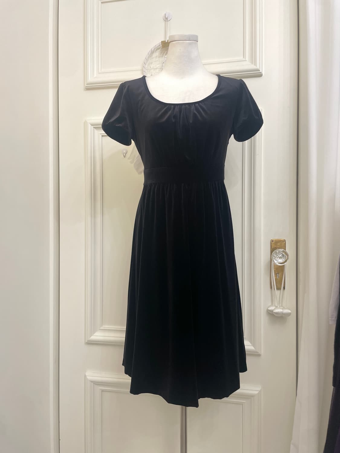 INDIVI black velvet shirring puff basic 상품이미지1