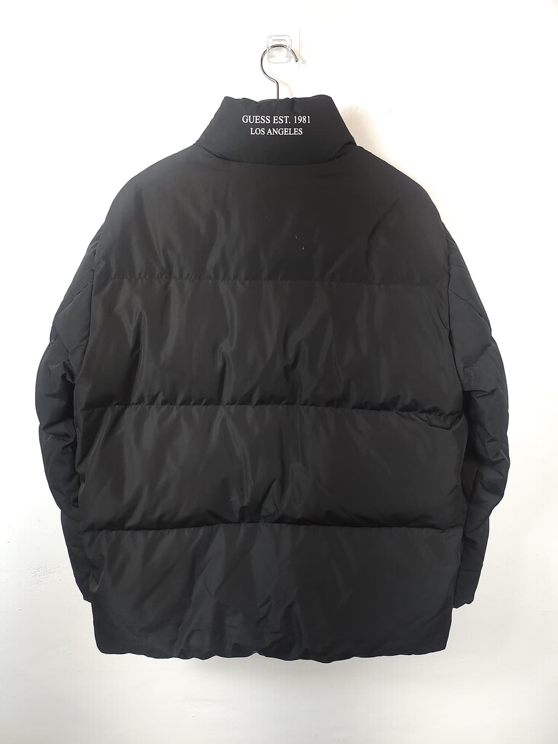 게스 블랙다운패딩 100 L 상품이미지4