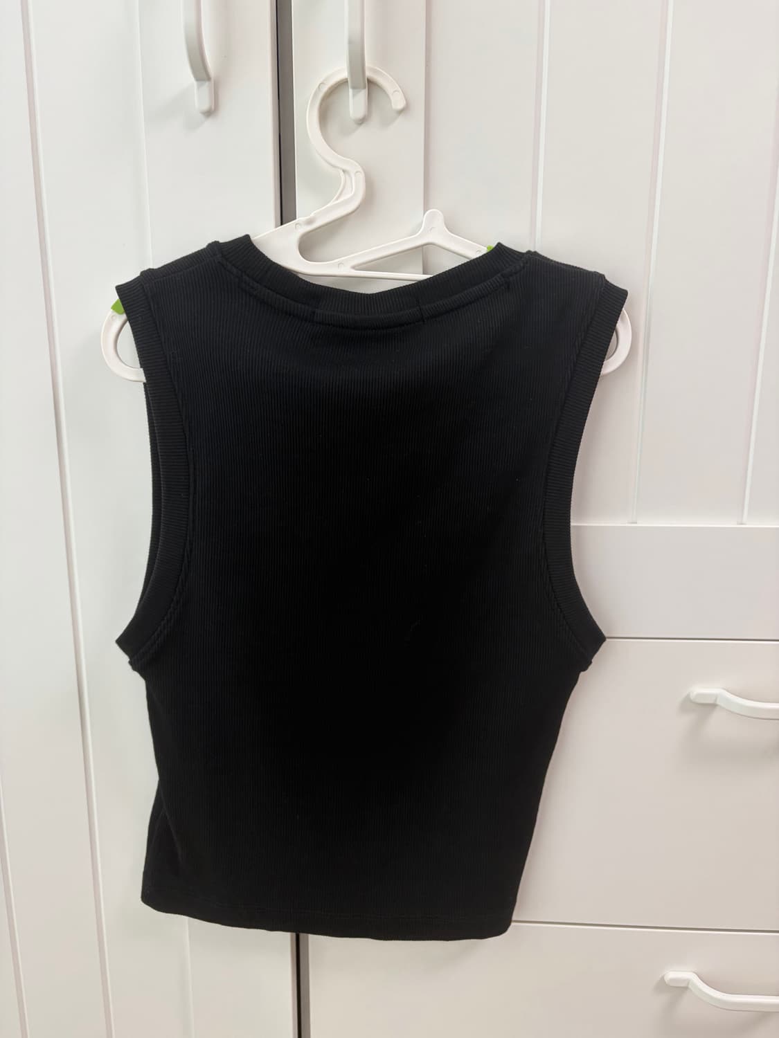 캘빈클라인 진 여성 크롭 나시 슬리브리스 상품이미지2