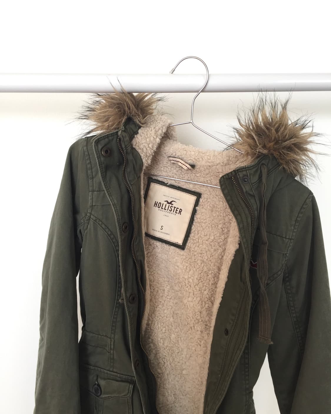 Hollister 홀리스터 00s 퍼 트리밍 자켓 상품이미지3
