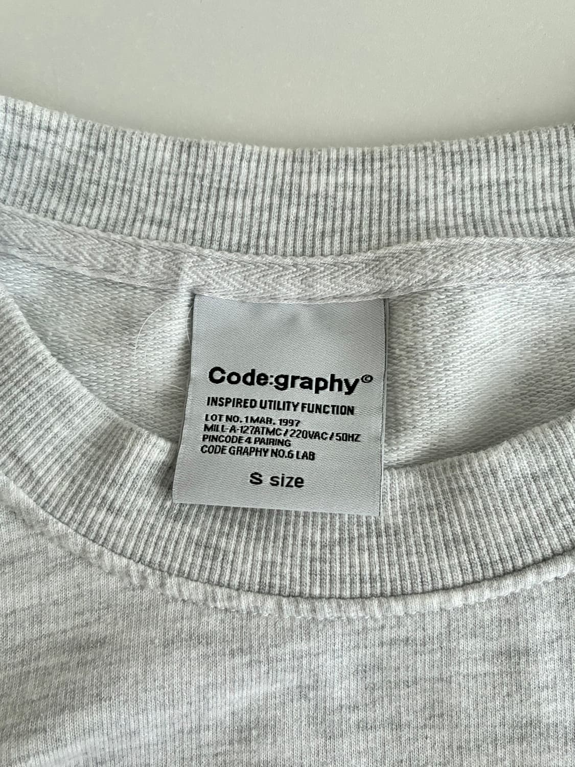 S) 공용 코드그라피 맨투맨 반팔 티셔츠 그레이 상품이미지4