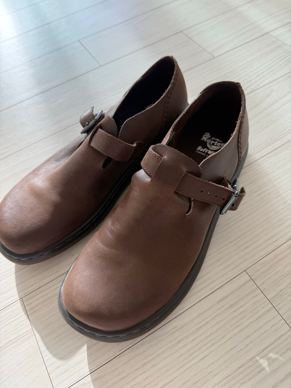 닥터마틴 페트리샤 브라운 260 새상품급 상품이미지2