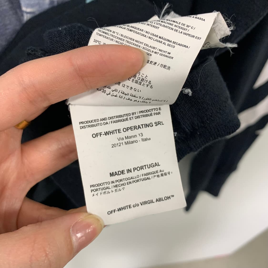 오프화이트 카라바조 블랙 롱슬리브 긴팔티 상품이미지9