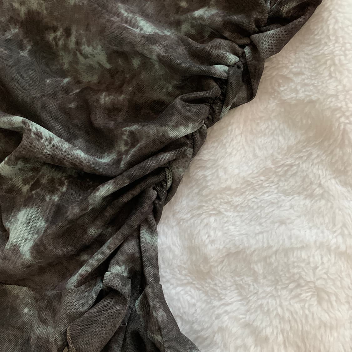 KULU STUDIO 빈티지 패턴 언발란스 프릴 탑 나시 상품이미지5