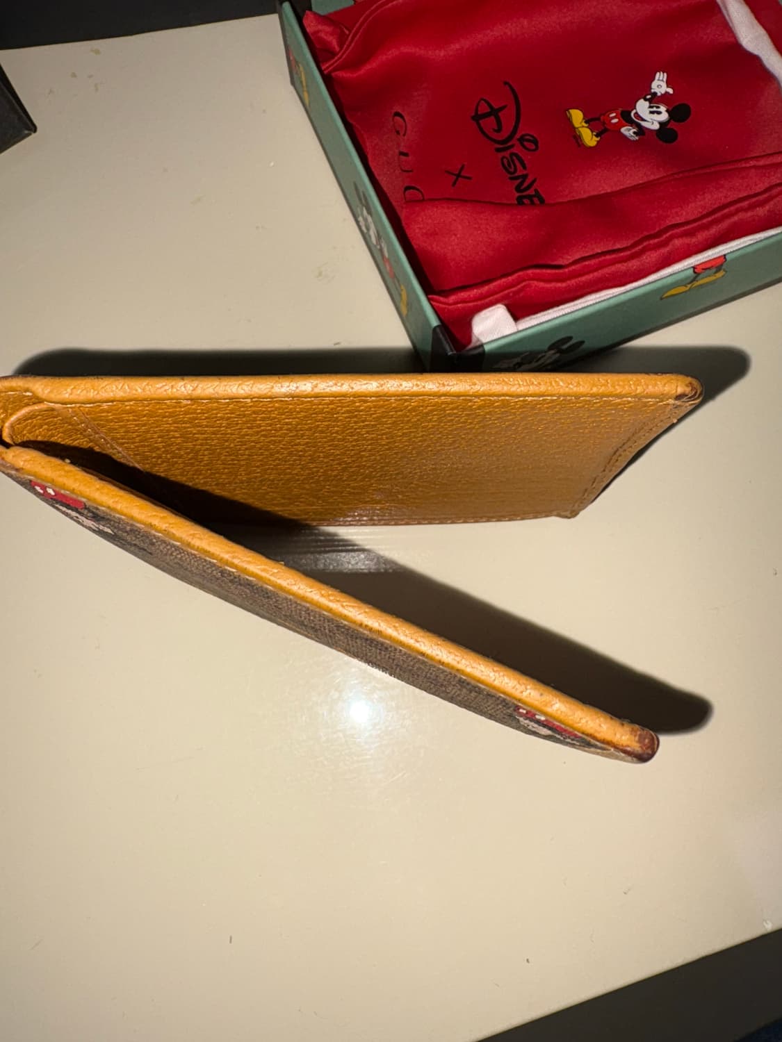 구찌 디즈니 콜라보 반지갑 상품이미지9