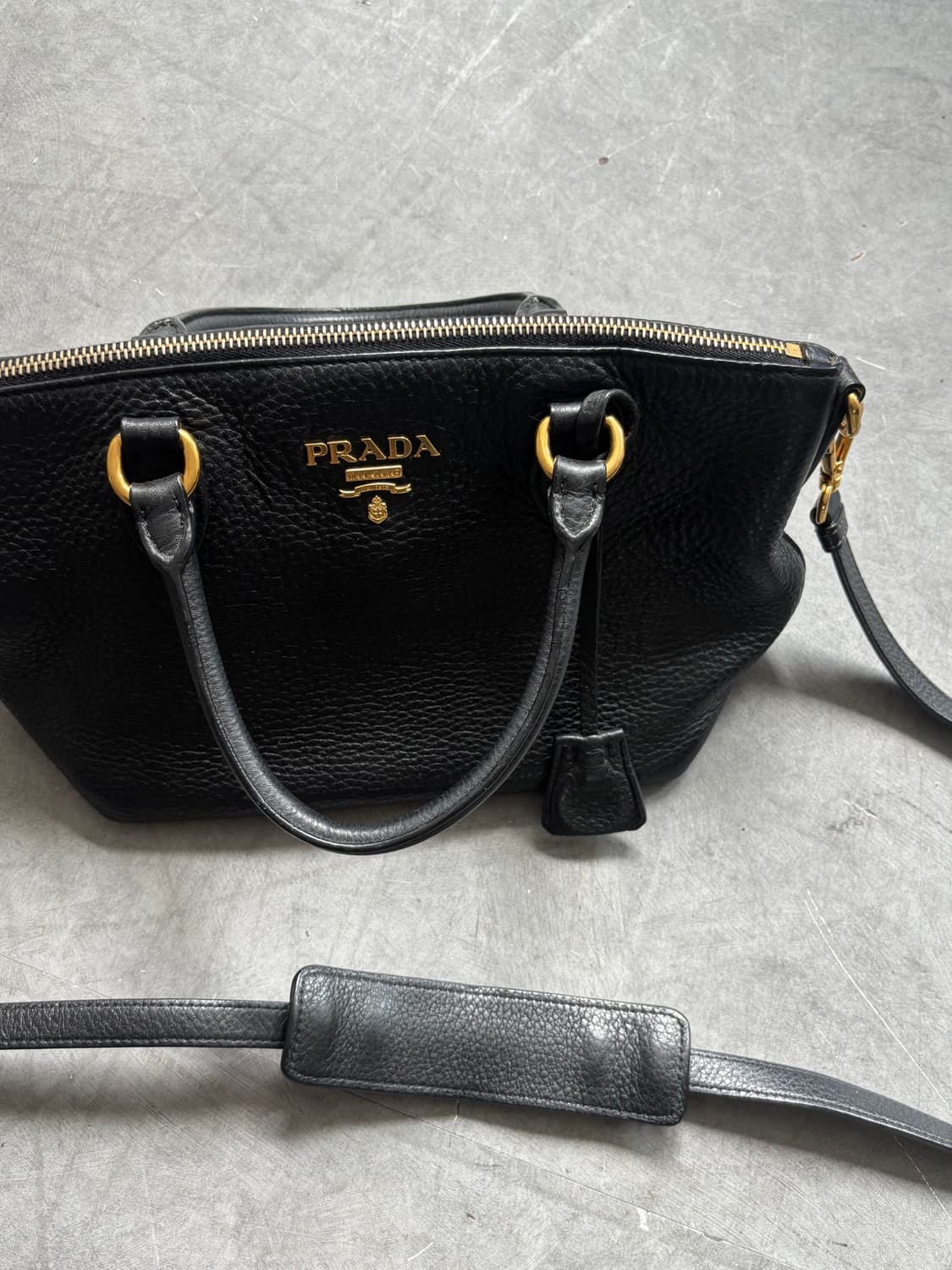 PRADA 프라다 블랙 비텔로 피닉스 레더 2WAY 토트백 상품이미지6
