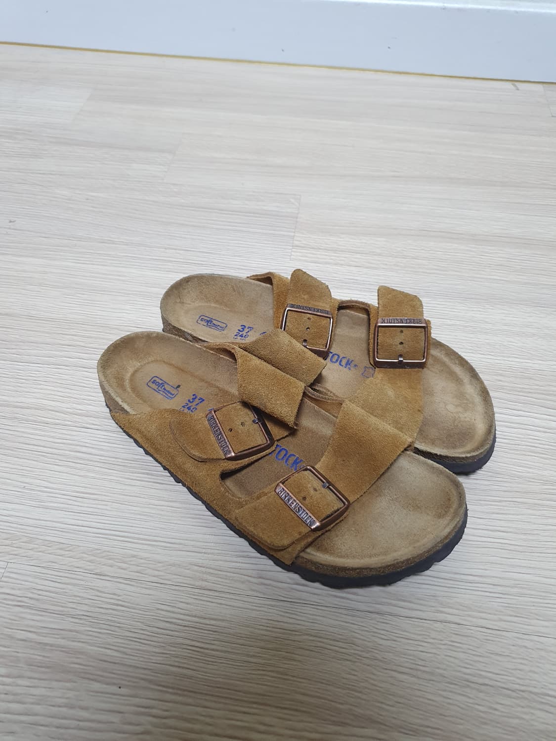 버켄스탁 아리조나 스웨이드 슬리퍼 240 상품이미지2