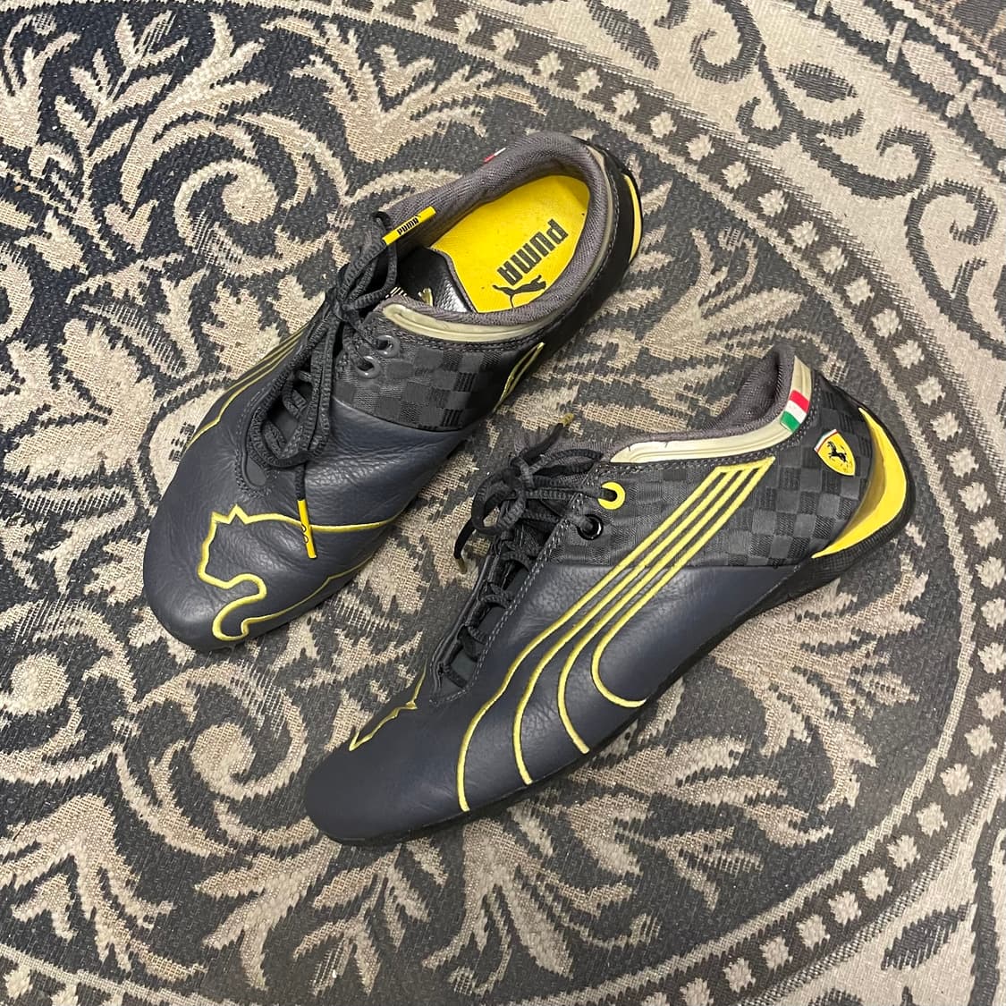 푸마 X 페라리 그레이 퓨처캣   상품이미지1