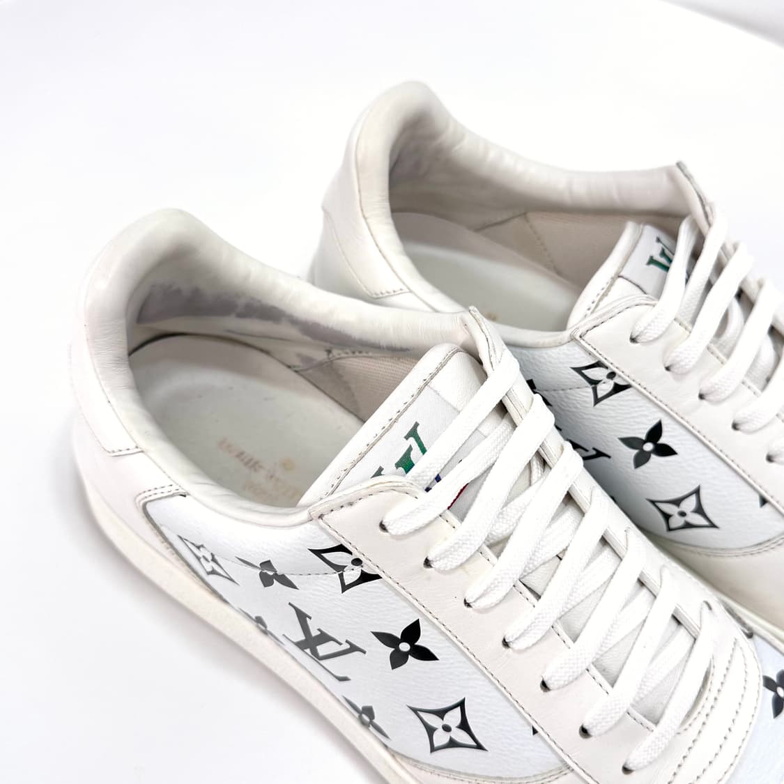 [7.5사이즈] 루이비통 모노그램 리볼리 스니커즈 화이트 상품이미지7