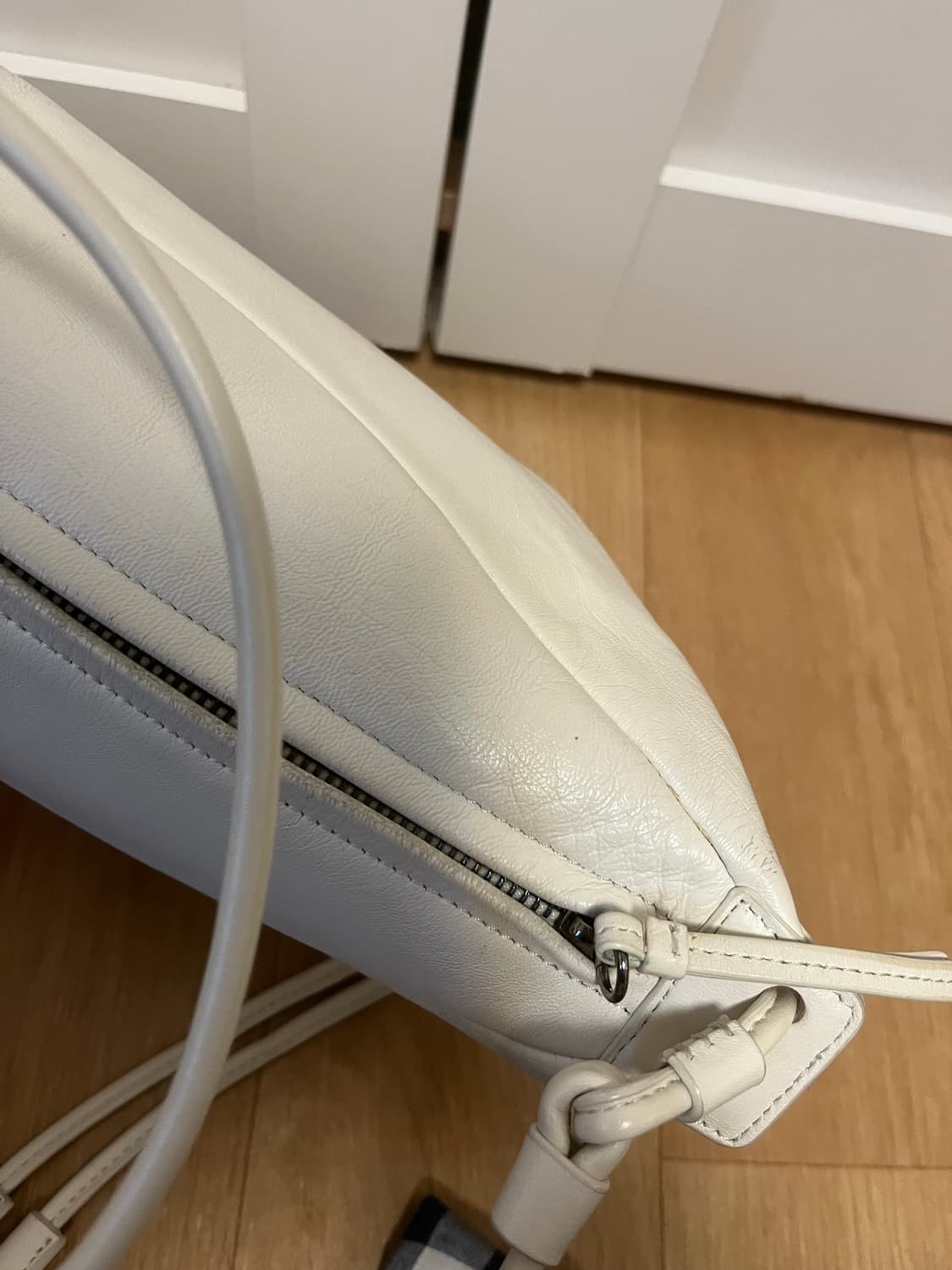 아카이브앱크 플링백 아이보리 숄더백 상품이미지6