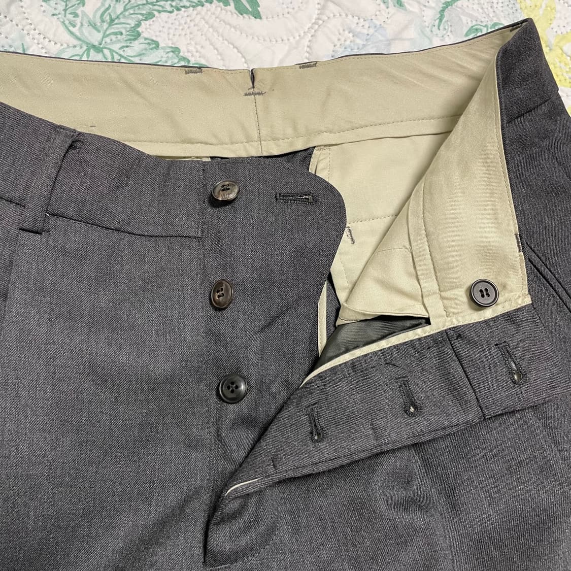 이얼즈어고 바지 울 드롭 벨티드 팬츠 차콜 상품이미지1